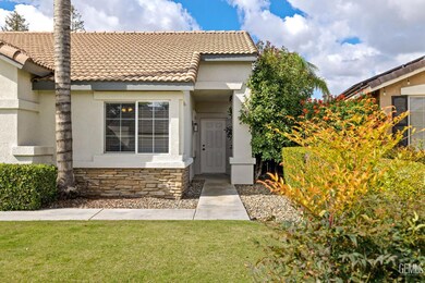 5903 Pendleton Falls Dr, Bakersfield, CA 93312 - photo 5