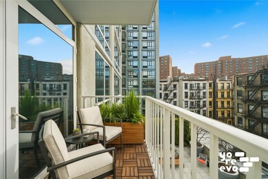 Gramercy by Starck unit 4M, New York, NY 10010 - photo 3