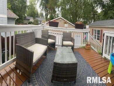 1409 Calvin St, Davenport, IA 52804 - photo 4