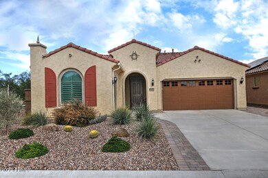 7802 W Stony Quail Way-large-002-048-Str