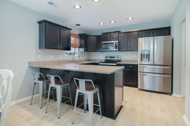 3276QueensgateWay.CasaVerdeMediaLLC2