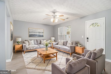 2418 Piering Dr, Lithonia, GA 30038 - photo 2