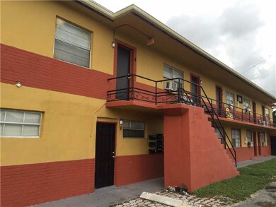 2211 Greene St unit 9, Hollywood, FL 33020 - photo 2