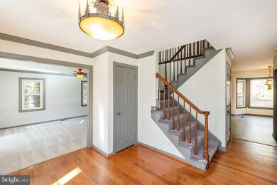 11404 Chapel Rd, Clifton, VA 20124 - photo 4