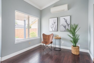 2923 SW Reindeer Ave, Redmond, OR 97756 - photo 4