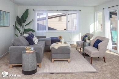 05-Living Room_DMD_8359