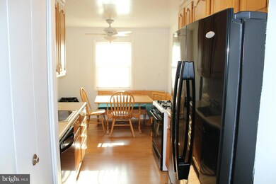 305 Town Green Way, Reisterstown, MD 21136 - photo 7