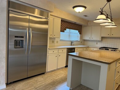 3400 Briar Ln, Bay City, TX 77414 - photo 6