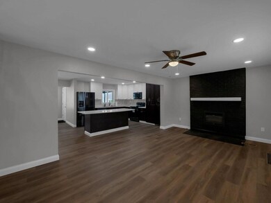 3017 Wicklow Rd, Columbus, OH 43204 - photo 3