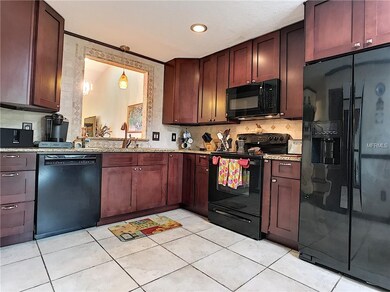 Beautiful Kitchen with 42