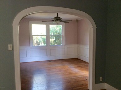 Formal Dining