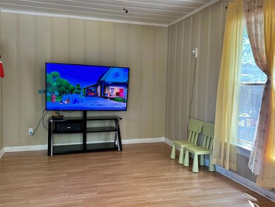 8109 White Settlement Rd, Fort Worth, TX 76108 - photo 2