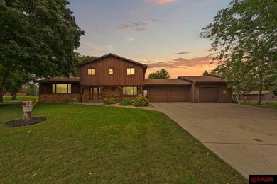 255 W 7th St, Gibbon, MN 55335 - photo 2