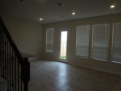 1627 Ryon Falls Dr, Richmond, TX 77469 - photo 6