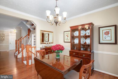 3741 Mazewood Ln, Fairfax, VA 22033 - photo 7