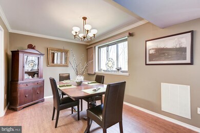 1633 Parkcrest Cir unit 200, Reston, VA 20190 - photo 6