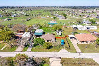 233 Brandon Dr, Weatherford, TX 76087 - photo 6