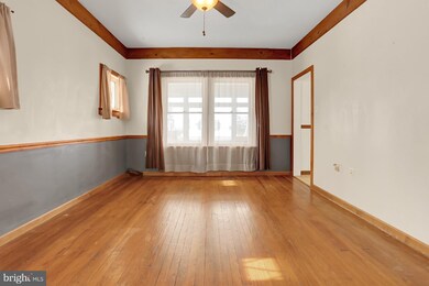 3505 Oak St, Reading, PA 19605 - photo 7