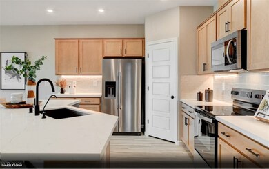 Everett - MODEL HOME PHOTO