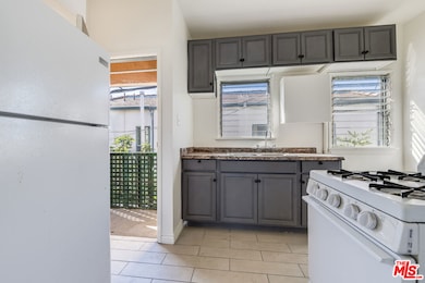 805 N Poinsettia Place, Los Angeles, CA 90046 - photo 6