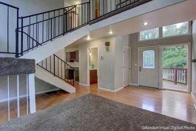 Entry W/Wood Flooring