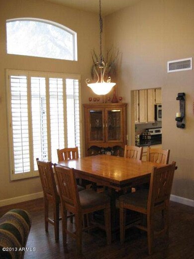 Light and Bright Dining Area