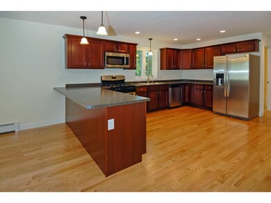 43 Regency Ct, Rochester, NH 03867 - photo 4