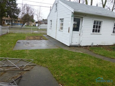 2817 105th St, Toledo, OH 43611 - photo 4
