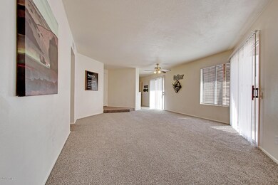 4227 E Carter Dr Phoenix AZ-large-006-12