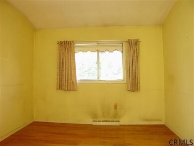 21 Barry Ct, Albany, NY 12211 - photo 5