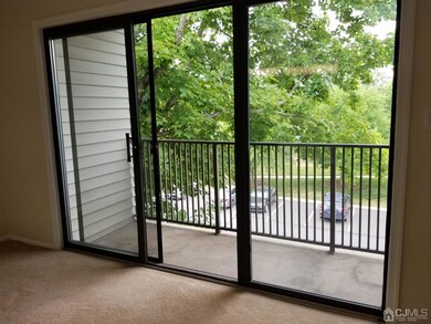 48 Fisher Dr unit 27F3, Franklin Park, NJ 08823 - photo 7