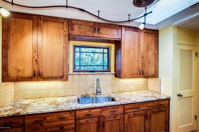 2427 E 8th St, Tucson, AZ 85719 - photo 6