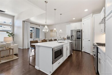 Large Island & Upgraded Cabinetry