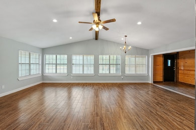 28700 Gumwood Ct, Huntsville, TX 77340 - photo 2