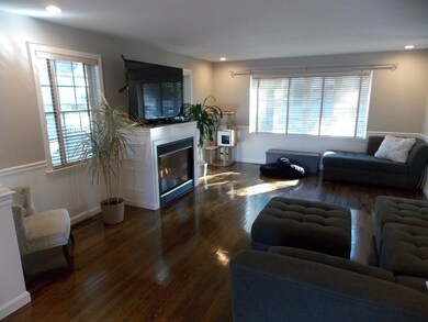 21 Cross St, Quincy, MA 02169 - photo 2