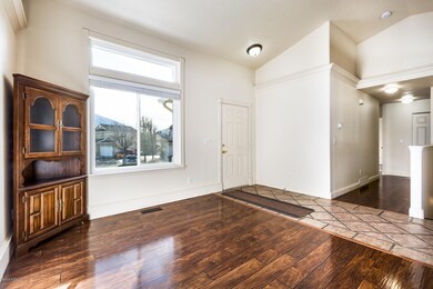 2724 East 1720 South Spanish-004-016-272