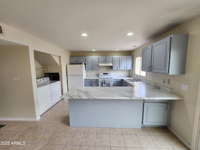 4569 S Mill Ave unit 98, Tempe, AZ 85282 - photo 5