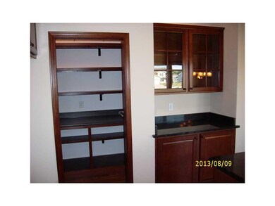 Pantry-Walk-in.