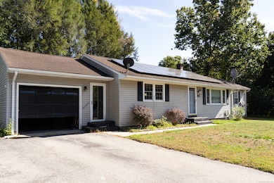 14 Irene St, Danielson, CT 06239 - photo 3