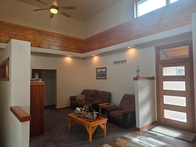 576 Trail Ridge Ln, Plymouth, WI 53073 - photo 3