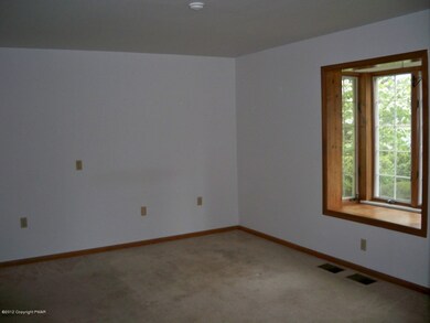 50 Village Dr unit 22, Stroudsburg, PA 18360 - photo 7