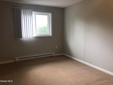 21 Wells St unit 410, Saratoga Springs, NY 12866 - photo 5