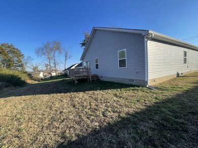 111 Blue Grass Dr, Shelbyville, TN 37160 - photo 2