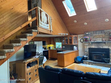 7825 Lake Shore Dr, Pocono Lake, PA 18347 - photo 5