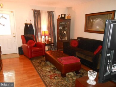 12513 Coral Grove Place, Germantown, MD 20874 - photo 5