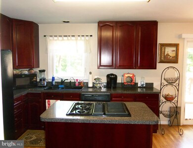 122 Brush Everard Ct, Stafford, VA 22554 - photo 4