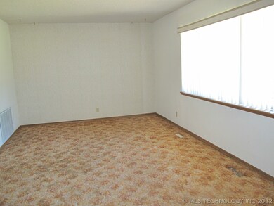 1504 Sunny Ln, Ardmore, OK 73401 - photo 4