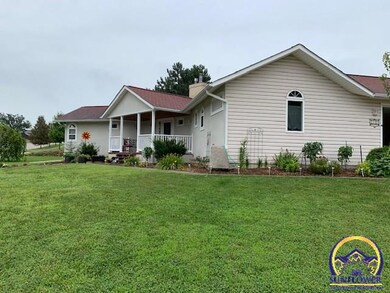 4100 SW Stone Ave, Topeka, KS 66610 - photo 2