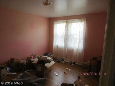 113 N Edgewood St, Baltimore, MD 21229 - photo 7