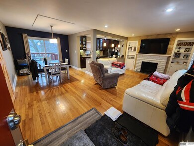 Entryway view